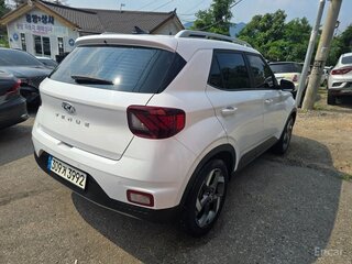2023 Hyundai Venue I, белый, 1641000 рублей, вид 4