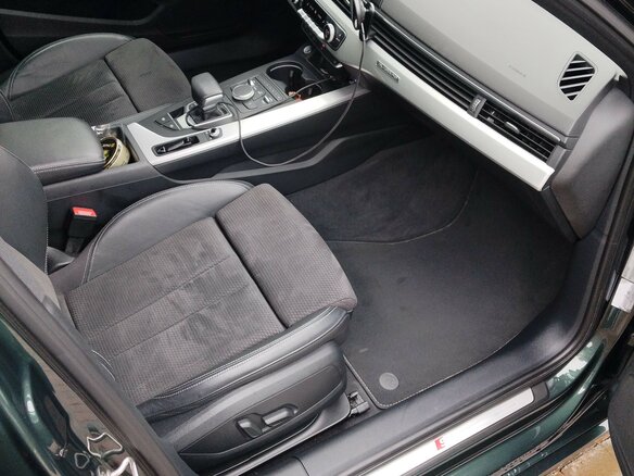 2019 Audi A4 V (B9), зелёный, 3550000 рублей - вид 18