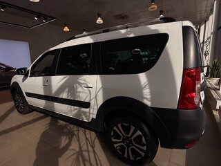 2025 Lada (ВАЗ) Largus Cross I Рестайлинг, белый, 2016500 рублей, вид 5