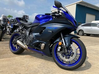 2024 Yamaha YZF-R7, синий, 827000 рублей, вид 5