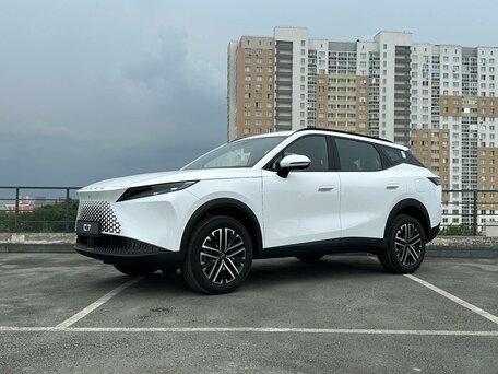 Omoda C7