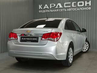 2013 Chevrolet Cruze I Рестайлинг, серебристый, 725000 рублей, вид 2