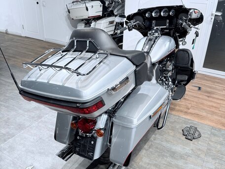 2015 Harley-Davidson Electra Glide, серебристый, 1399000 рублей, вид 5