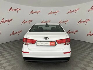 2017 Kia Rio III Рестайлинг, белый, 1125000 рублей, вид 4