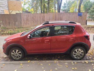 2016 Renault Sandero Stepway II, красный, 900000 рублей, вид 3