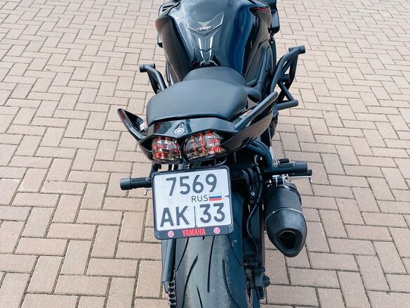 2007 Yamaha FZ1, чёрный - вид 13