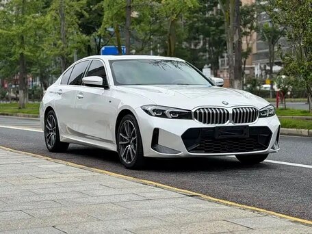 2023 BMW 3 серии 320i VII (G2x) Рестайлинг, белый, 3258000 рублей, вид 3