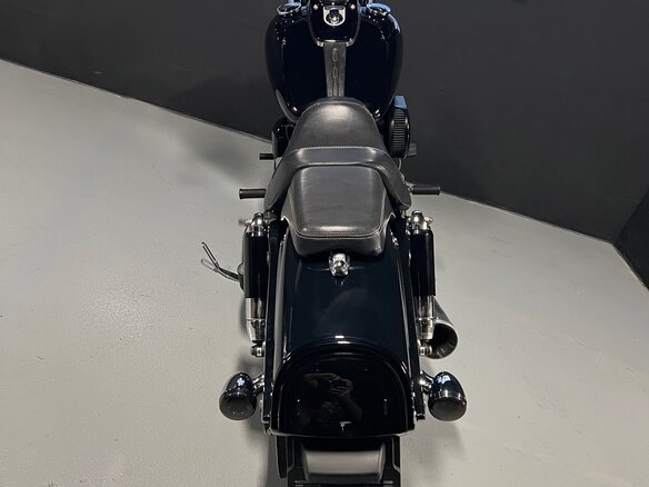 2015 Harley-Davidson Fat Bob, чёрный, 1100000 рублей - вид 9