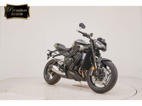 2025 Triumph Street Triple, чёрный, 1477000 рублей, вид 3