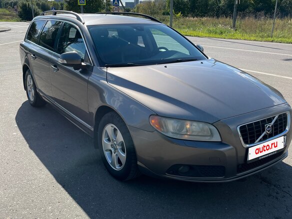 2007 Volvo V70 III, коричневый, 950000 рублей - вид 1