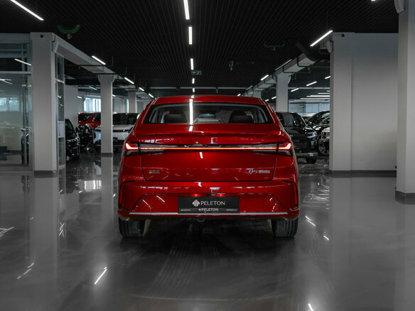 2025 BAIC U5 Plus, красный, 2130000 рублей - вид 5