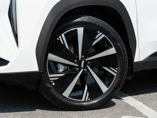 2026 Geely Atlas II, белый, 4229990 рублей, вид 3