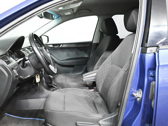 2017 Skoda Rapid I, синий, 1100000 рублей - вид 17