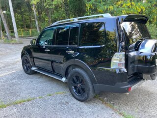 2007 Mitsubishi Pajero IV, чёрный, 1800000 рублей, вид 5