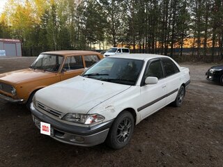 2001 Toyota Carina VII (T210), белый, 300000 рублей, вид 4