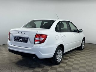 2026 Lada (ВАЗ) Granta I Рестайлинг, белый, 1096000 рублей, вид 4