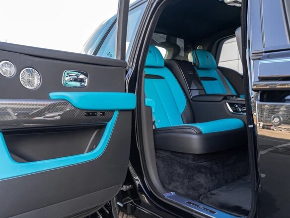 2025 Rolls-Royce Cullinan Black Badge I Рестайлинг (Series II), чёрный, 59990000 рублей - вид 27