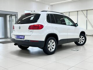 2013 Volkswagen Tiguan I Рестайлинг, белый, 1535000 рублей, вид 5