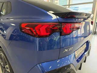 2025 BMW X2 xDrive20i II (U10), синий, 5970000 рублей, вид 2