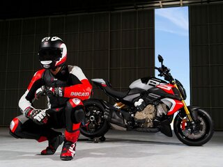 2026 Ducati Diavel V4, красный, 4250000 рублей, вид 5