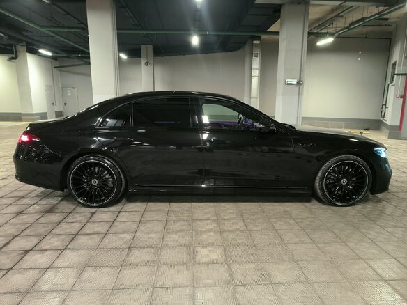 2026 Mercedes-Benz S-Класс 580 Long 4MATIC VII (W223) Рестайлинг, чёрный, 31360000 рублей - вид 5