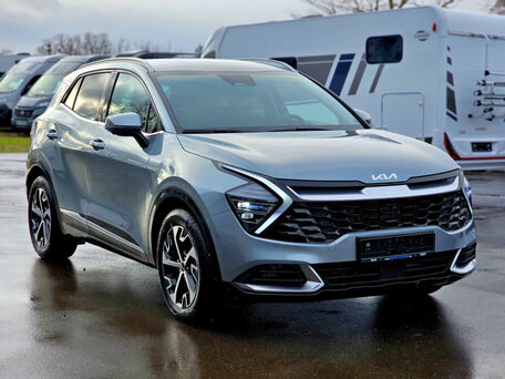 2022 Kia Sportage SWB V, серебристый, 3550000 рублей, вид 2