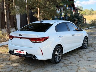 2020 Kia Rio IV Рестайлинг, белый, 1799999 рублей, вид 5
