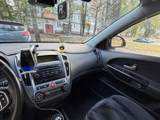 2008 Kia Ceed I, бежевый, 600000 рублей, вид 4