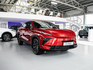 2026 Omoda C5 I Рестайлинг, красный, 2779000 рублей, вид 2