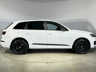 2017 Audi Q7 II (4M), белый, 3930000 рублей, вид 5