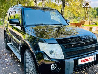 2011 Mitsubishi Pajero IV Рестайлинг 1, чёрный, 1800000 рублей, вид 1