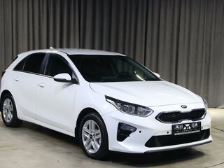 2020 Kia Ceed III, белый, 1749000 рублей, вид 3