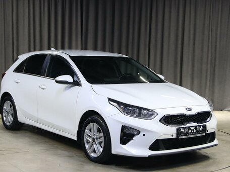 2020 Kia Ceed III, белый, 1599000 рублей, вид 3