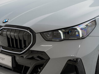2025 BMW 5 серии 520d xDrive VIII (G60/G61/G68), серый, 8990000 рублей, вид 2