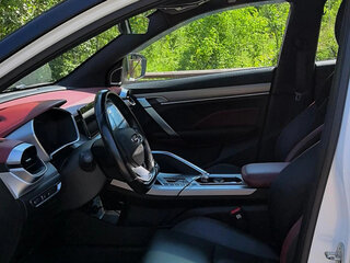 2022 Geely Coolray I, белый, 1890000 рублей, вид 4