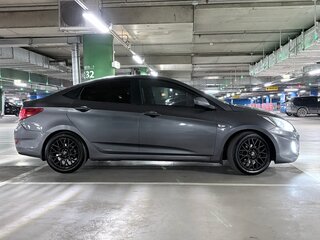 2011 Hyundai Solaris I, серый, 750000 рублей, вид 3