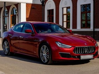 2018 Maserati Ghibli III Рестайлинг, красный, 4200000 рублей, вид 2