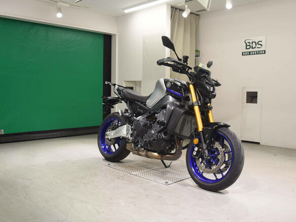 2022 Yamaha MT-09 (FZ-09), чёрный, 1030000 рублей - вид 2