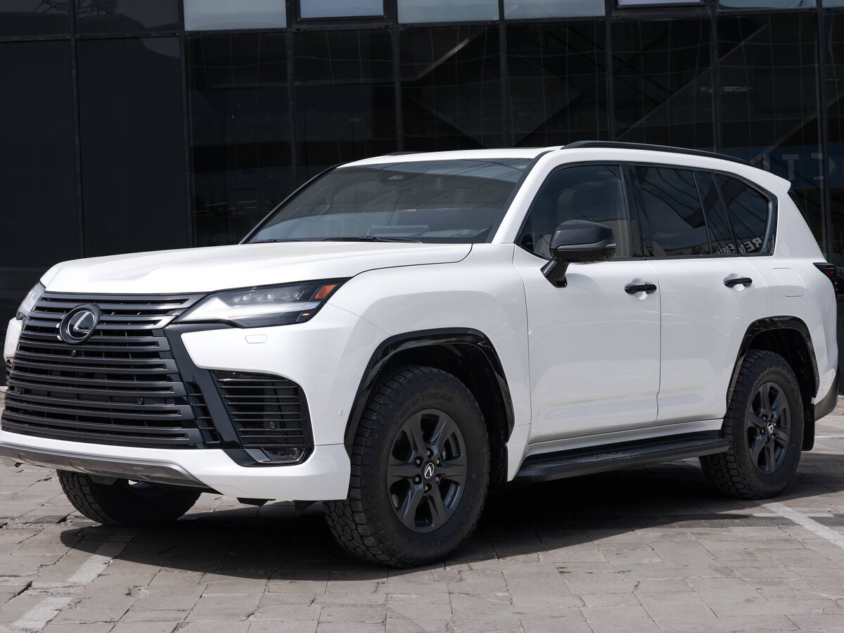 Открыть фотографии: Lexus LX IV