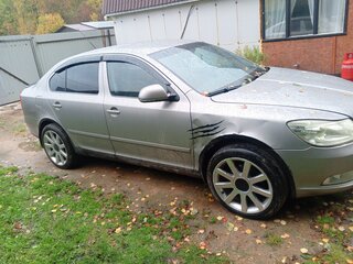 2010 Skoda Octavia DSG7 II (A5) Рестайлинг, серый, 650000 рублей, вид 2