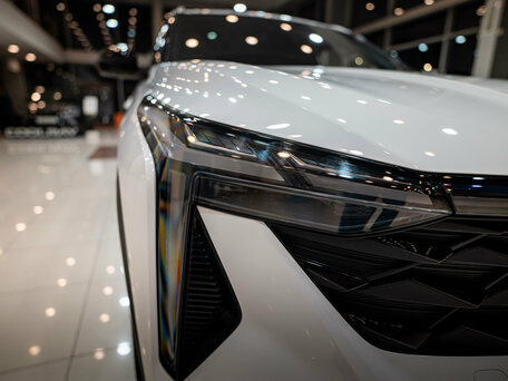 2026 Geely Cityray, белый, 3344990 рублей, вид 4