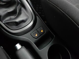 2015 Kia Rio 6-speed III, белый, 875000 рублей, вид 3