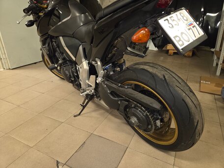 2011 Honda CB 1000R, чёрный, 665000 рублей, вид 4