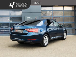 2019 Skoda Superb III, синий, 1498515 рублей, вид 3