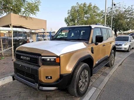 2026 Toyota Land Cruiser Prado 250 Series, бежевый, 8780000 рублей, вид 1