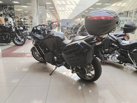 2010 Kawasaki GTR 1400 (Concours 14), чёрный, 930000 рублей, вид 3