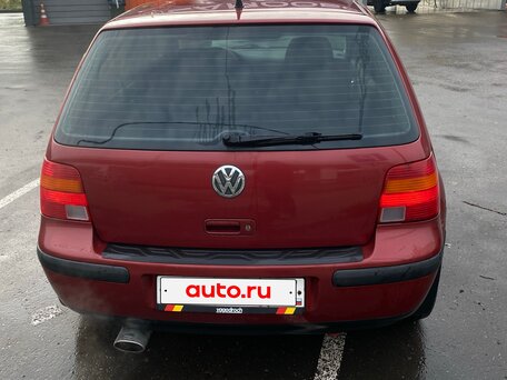 1999 Volkswagen Golf IV, красный, 250000 рублей, вид 4