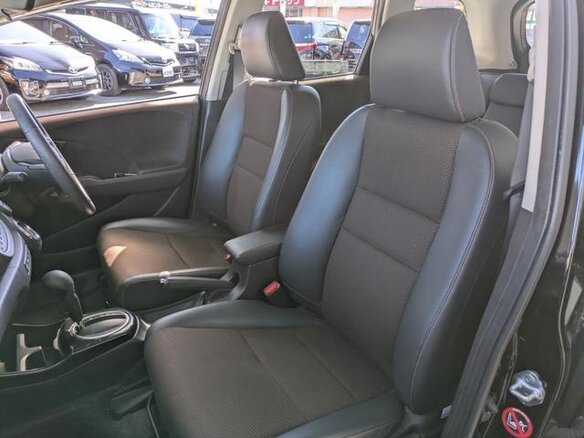 2015 Honda Fit Shuttle I Рестайлинг, чёрный, 705000 рублей - вид 12