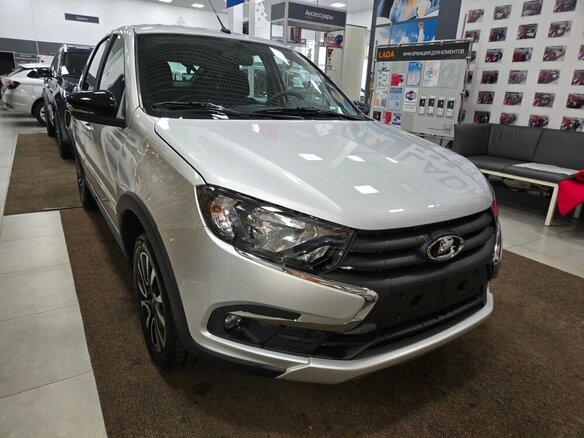 2026 Lada (ВАЗ) Granta Active Cross I Рестайлинг, серебристый - вид 2