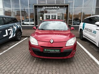 2010 Renault Megane III, красный, 551000 рублей, вид 2